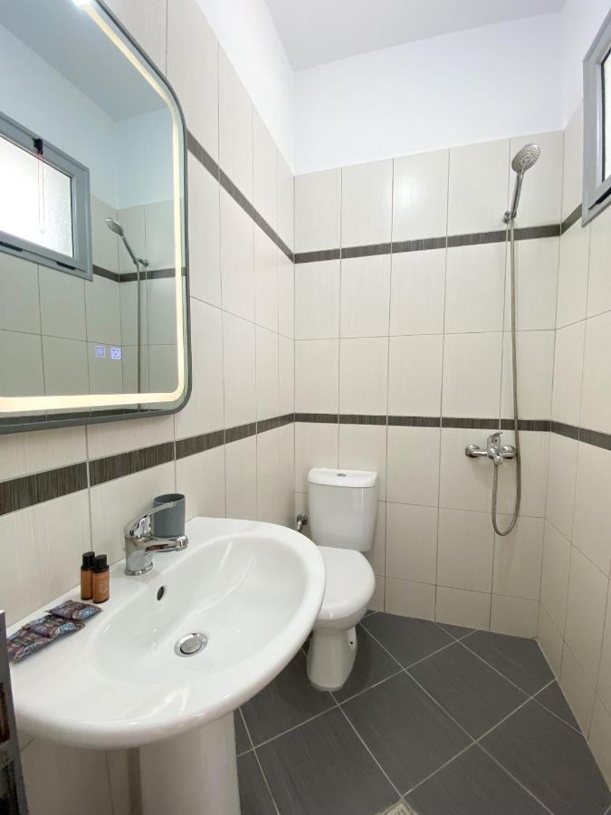 Acta'S Rooms Himare Exterior foto