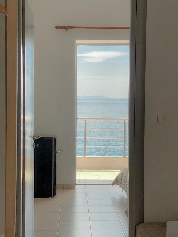 Acta'S Rooms Himare Exterior foto
