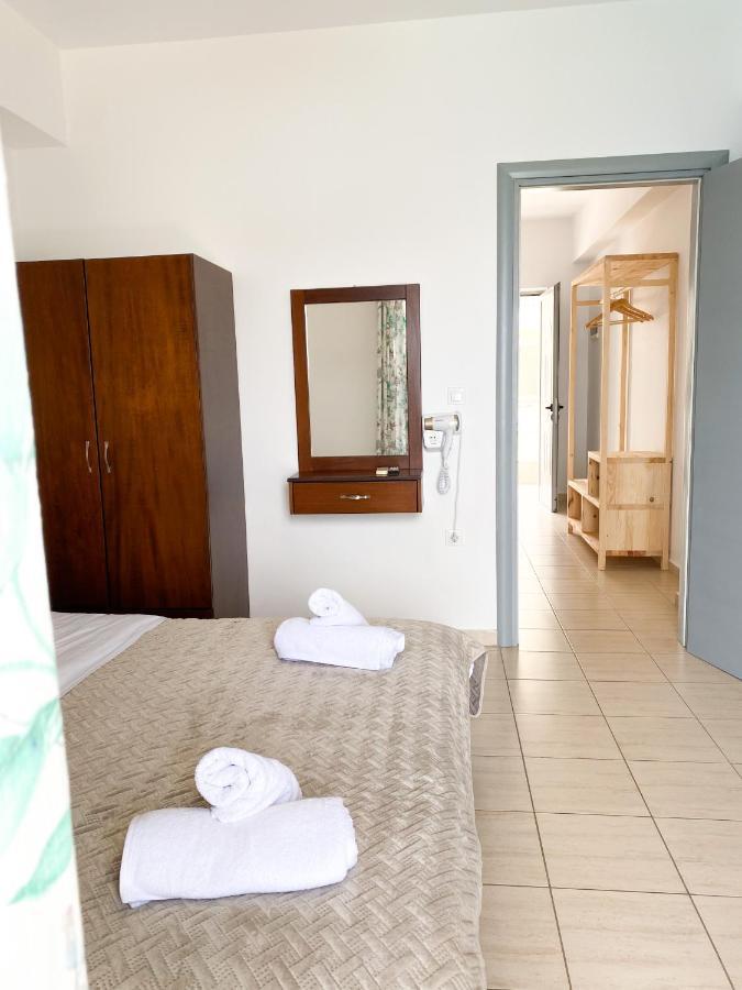 Acta'S Rooms Himare Exterior foto