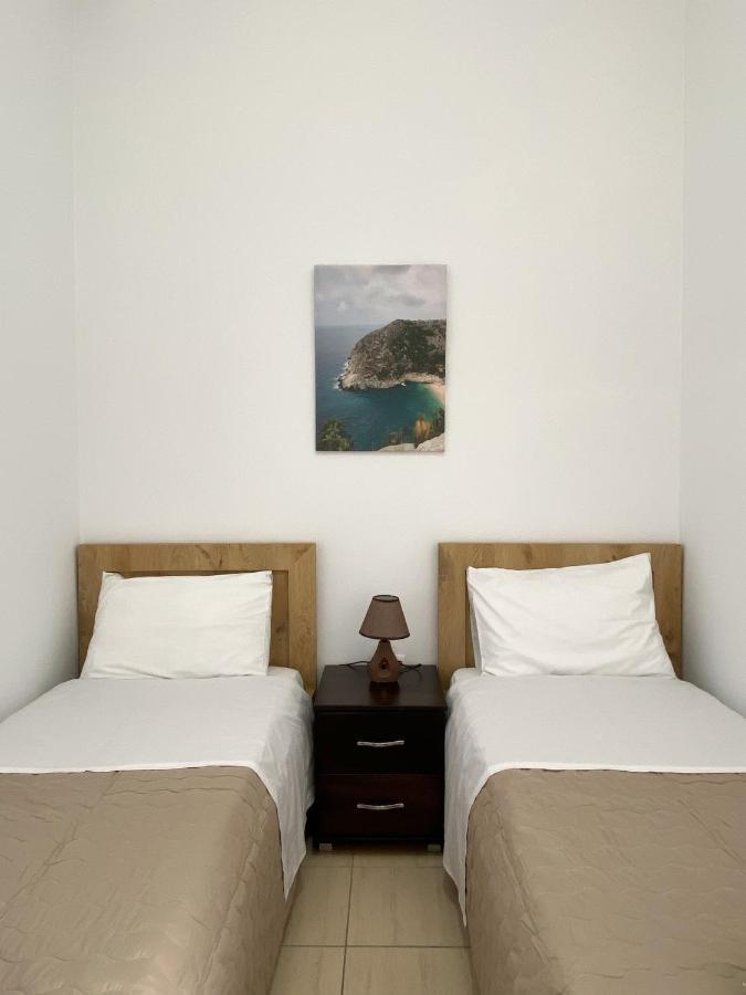 Acta'S Rooms Himare Exterior foto